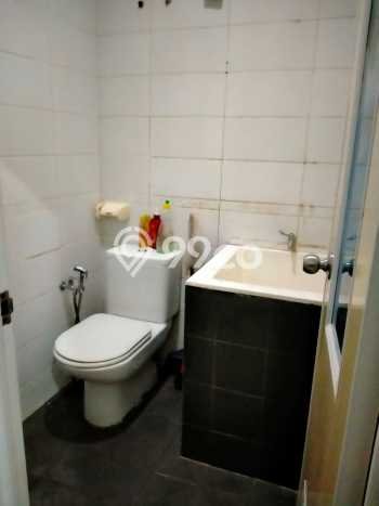 Rumah Strategis Minimalis Lb 160m2 di Serpong, Tangerang Selatan Rumah Strategis Minimalis Lb 160m2 di Serpong, Tangerang Selatan