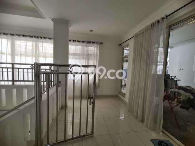 Dijual Rumah Mewah Elegan Dengan View Cantik di Modernland, Tangerang Dijual Rumah Mewah Elegan Dengan View Cantik di Modernland, Tangerang