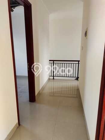 Jarang Ada! Rumah Sewa 4 Kamar Nyaman Siap Huni Modernland Jarang Ada! Rumah Sewa 4 Kamar Nyaman Siap Huni Modernland