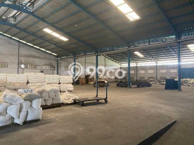 Gudang untuk Disewa di Pusat Tangerang Luas Bangunan 26000m2 Gudang untuk Disewa di Pusat Tangerang Luas Bangunan 26000m2