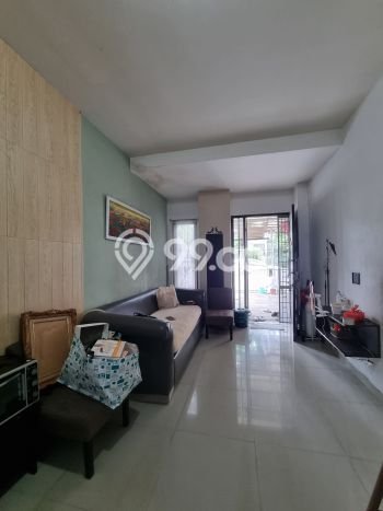 Disewakan Rumah Murah di Taman Palem Jakarta Barat dengan 3 KT Disewakan Rumah Murah di Taman Palem Jakarta Barat dengan 3 KT