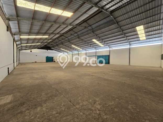 For Rent Gudang Premium Kawasan Rawa Buaya, Luas 1700m², Lokasi Berkembang For Rent Gudang Premium Kawasan Rawa Buaya, Luas 1700m², Lokasi Berkembang