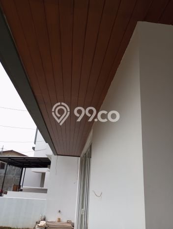 Rumah Elit Modern Tanpa Renovasi di Taman Surya Jakarta Barat Rumah Elit Modern Tanpa Renovasi di Taman Surya Jakarta Barat