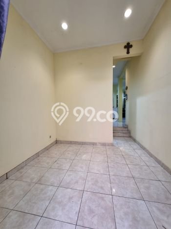 Rumah Idaman Modern! Rumah 2 Lantai di Taman Palem, Jakarta Barat, LT 90m² LB 120m² Rumah Idaman Modern! Rumah 2 Lantai di Taman Palem, Jakarta Barat, LT 90m² LB 120m²