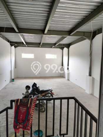 Unit Komersial Disewakan di Jakarta Barat Area Strategis Harga Kompetitif Unit Komersial Disewakan di Jakarta Barat Area Strategis Harga Kompetitif