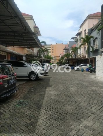 AREA SUPER PREMIUM! Ruko Kawasan Cengkareng, Luas 168m2m², Prospek Pengunjung AREA SUPER PREMIUM! Ruko Kawasan Cengkareng, Luas 168m2m², Prospek Pengunjung