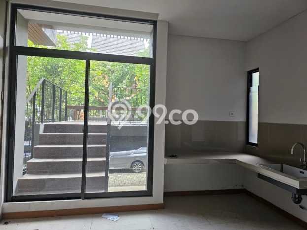 Hunian Eksklusif Siap Huni LT 112m2 di BSD, Tangerang Selatan Hunian Eksklusif Siap Huni LT 112m2 di BSD, Tangerang Selatan