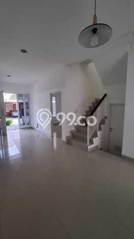 Dijual Rumah Luas Elegan Dengan View Eksklusif di Green Lake City, Jakarta Barat Dijual Rumah Luas Elegan Dengan View Eksklusif di Green Lake City, Jakarta Barat