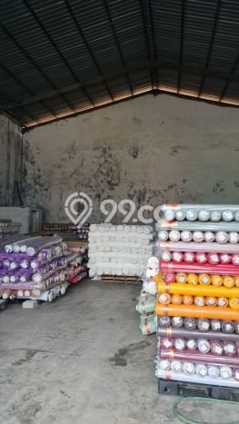Gudang Kawasan Bisnis di Dadap, Luas 450m², Jalan Utama Gudang Kawasan Bisnis di Dadap, Luas 450m², Jalan Utama