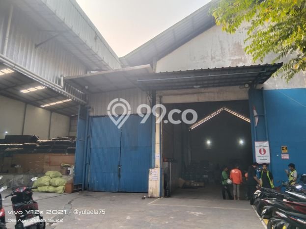 Gudang Disewa di Jakarta Barat dengan LB 1200m2 Area Komersial Ramai Gudang Disewa di Jakarta Barat dengan LB 1200m2 Area Komersial Ramai