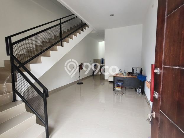 Jual Rumah Eksklusif 3 KT di Bojong Indah, Jakarta Barat Jual Rumah Eksklusif 3 KT di Bojong Indah, Jakarta Barat