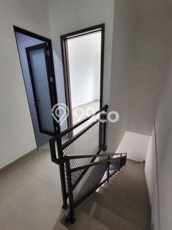 Jual Rumah Eksklusif 3 KT di Bojong Indah, Jakarta Barat Jual Rumah Eksklusif 3 KT di Bojong Indah, Jakarta Barat