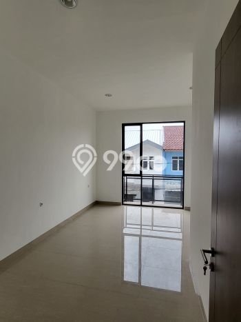 Jual Rumah Eksklusif 3 KT di Bojong Indah, Jakarta Barat Jual Rumah Eksklusif 3 KT di Bojong Indah, Jakarta Barat