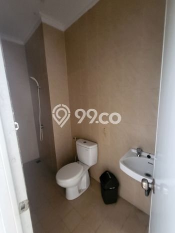 Unit Ruko Dijual di Cengkareng Jakarta Barat Luas Tanah 100m2, Luas Bangunan 225m2 Unit Ruko Dijual di Cengkareng Jakarta Barat Luas Tanah 100m2, Luas Bangunan 225m2