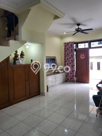 Jual Rumah Luas Megah Dengan View Cantik di Gajah Mada, Jakarta Pusat Jual Rumah Luas Megah Dengan View Cantik di Gajah Mada, Jakarta Pusat