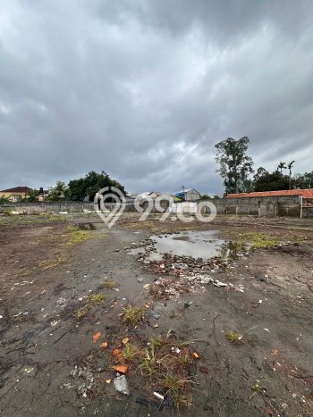 Rumah Luas Asri 4 KT Siap Huni di Tanjung Duren Jakarta Barat Rumah Luas Asri 4 KT Siap Huni di Tanjung Duren Jakarta Barat