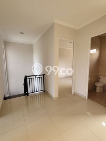 Jual Rumah Eksklusif 2 KT di Kunciran, Tangerang Jual Rumah Eksklusif 2 KT di Kunciran, Tangerang