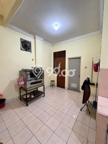 Jual Rumah Luas Megah Dengan View Cantik di Gajah Mada, Jakarta Pusat Jual Rumah Luas Megah Dengan View Cantik di Gajah Mada, Jakarta Pusat