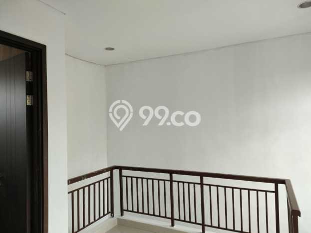 Rumah Luxury Modern Tanpa Renovasi di BSD Eminent Tangerang Rumah Luxury Modern Tanpa Renovasi di BSD Eminent Tangerang