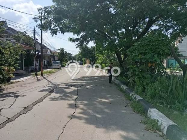 For Sale Hunian Rumah Terawat 3 Kamar di Pejuang, Bekasi For Sale Hunian Rumah Terawat 3 Kamar di Pejuang, Bekasi