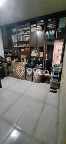 Ready to Use! Premium House LT 539m2 Desain Elegan di Jati Padang Ready to Use! Premium House LT 539m2 Desain Elegan di Jati Padang