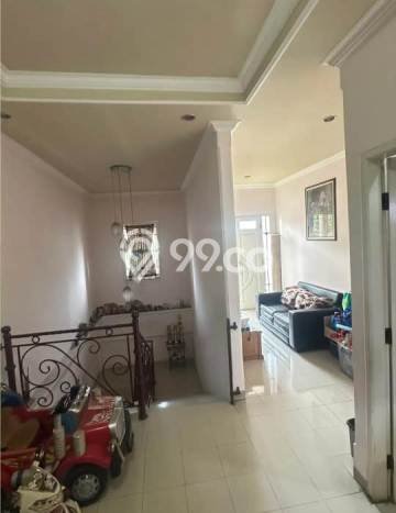 Rumah Strategis Modern Lb 193m2 di Jatinegara, Jakarta Timur Rumah Strategis Modern Lb 193m2 di Jatinegara, Jakarta Timur