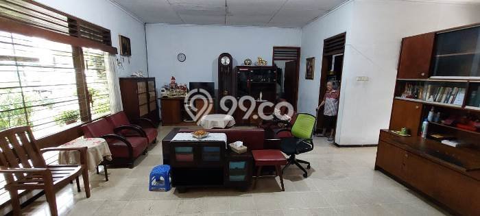 Rumah Mewah Siap Huni LT 398m2 di Tebet, Jakarta Selatan Rumah Mewah Siap Huni LT 398m2 di Tebet, Jakarta Selatan