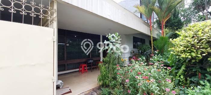 Rumah Mewah Siap Huni LT 398m2 di Tebet, Jakarta Selatan Rumah Mewah Siap Huni LT 398m2 di Tebet, Jakarta Selatan