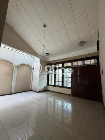 For Sale! Luxury House LT 338m2 Desain Elegan di Pondok Bambu For Sale! Luxury House LT 338m2 Desain Elegan di Pondok Bambu