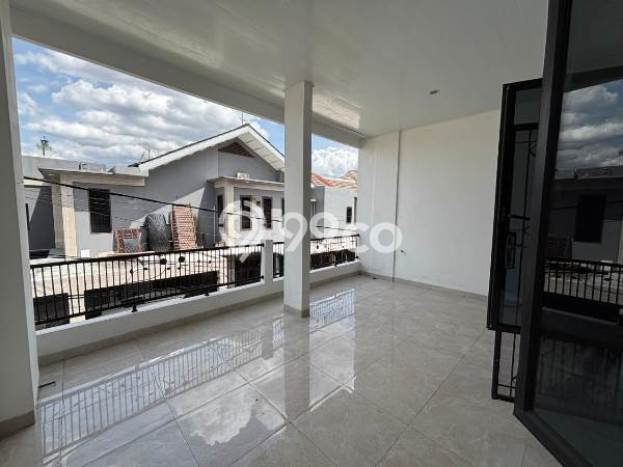 Dijual Rumah Luas Megah Dengan View Eksklusif di Buaran, Jakarta Timur Dijual Rumah Luas Megah Dengan View Eksklusif di Buaran, Jakarta Timur