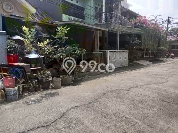 Dijual Rumah Strategis Bagus Punya 3 KT di Jatinegara Jakarta Timur SHM Dijual Rumah Strategis Bagus Punya 3 KT di Jatinegara Jakarta Timur SHM