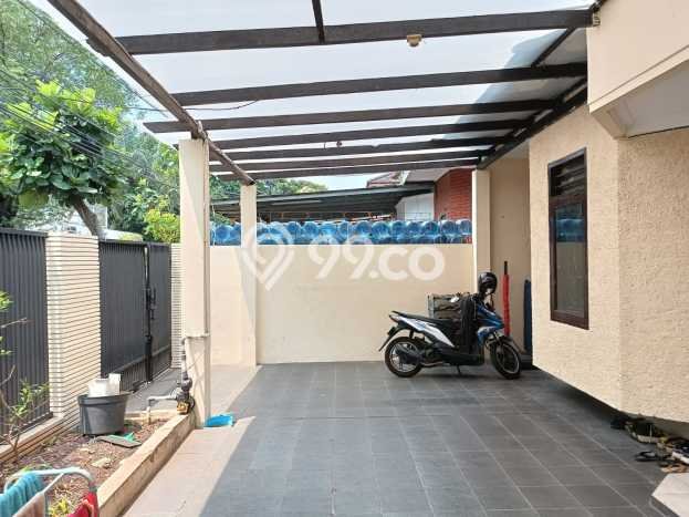 Hunian Elit LB 170m2 Siap Pakai Desain Elegan di Taman Meruya, Jakarta Barat Hunian Elit LB 170m2 Siap Pakai Desain Elegan di Taman Meruya, Jakarta Barat