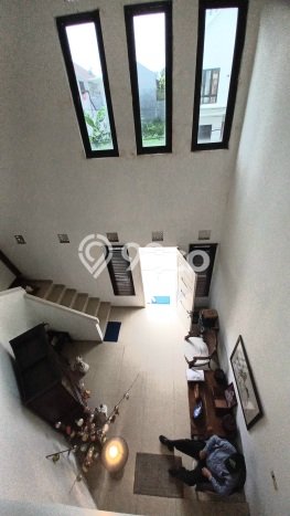 Disewakan! Rumah 4 Kamar Tidur &
4 Kamar Mandi di Kav DKI, Jakarta Barat Disewakan! Rumah 4 Kamar Tidur &
4 Kamar Mandi di Kav DKI, Jakarta Barat