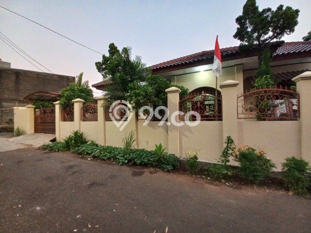 Rumah Luxury Modern Siap Huni di Taman Meruya Jakarta Barat Rumah Luxury Modern Siap Huni di Taman Meruya Jakarta Barat