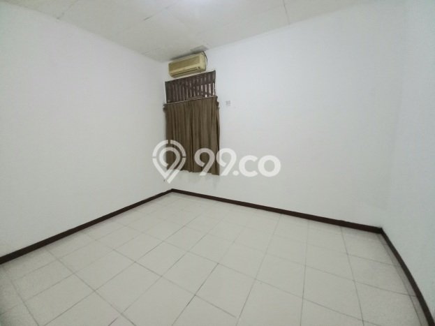 For Sale! Premium House LT 160m2 Desain Modern di Taman Meruya For Sale! Premium House LT 160m2 Desain Modern di Taman Meruya