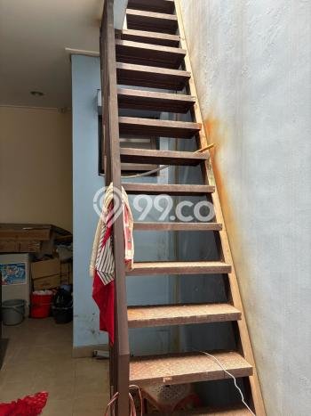 Rumah Luas Asri 4 KT Siap Huni di Green Lake City Jakarta Barat Rumah Luas Asri 4 KT Siap Huni di Green Lake City Jakarta Barat