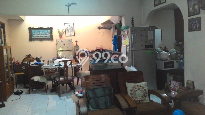 Rumah Luxury Modern Tanpa Renovasi di Taman Meruya Jakarta Barat Rumah Luxury Modern Tanpa Renovasi di Taman Meruya Jakarta Barat