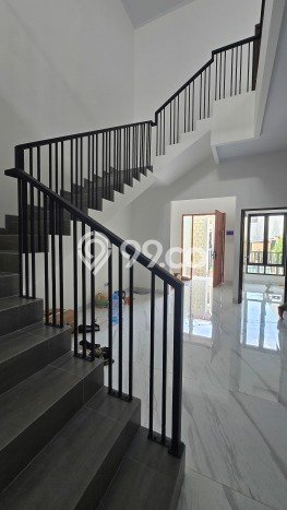 For Sale! Luxury House LT 126m2 Desain Modern di Villa Meruya For Sale! Luxury House LT 126m2 Desain Modern di Villa Meruya