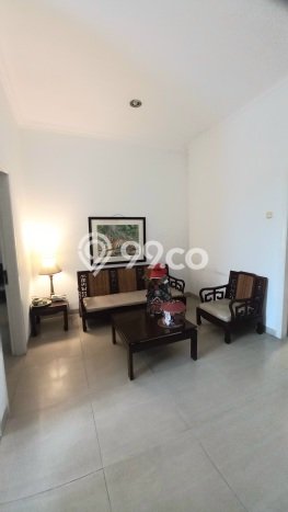 Disewakan! Rumah 4 Kamar Tidur &
4 Kamar Mandi di Kav DKI, Jakarta Barat Disewakan! Rumah 4 Kamar Tidur &
4 Kamar Mandi di Kav DKI, Jakarta Barat