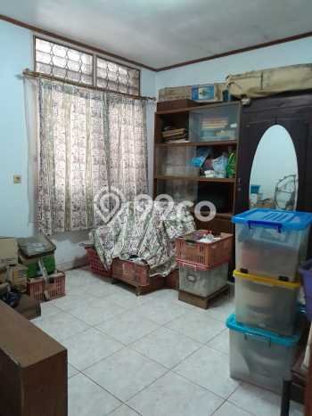 Rumah Elit LB 192m2 Siap Pakai Desain Elegan di Petukangan, Jakarta Selatan Rumah Elit LB 192m2 Siap Pakai Desain Elegan di Petukangan, Jakarta Selatan