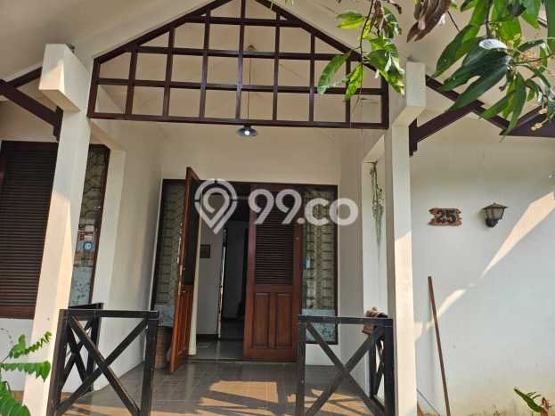 Rumah Eksklusif Siap Huni LT 263m2 di Kebayoran Lama, Jakarta Selatan Rumah Eksklusif Siap Huni LT 263m2 di Kebayoran Lama, Jakarta Selatan
