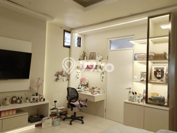 Rumah Luxury Modern Siap Huni di Meruya Jakarta Barat Rumah Luxury Modern Siap Huni di Meruya Jakarta Barat