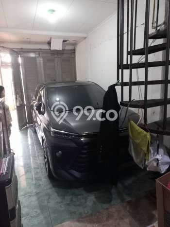 Rumah Elit Modern Siap Huni di Taman Meruya Jakarta Barat Rumah Elit Modern Siap Huni di Taman Meruya Jakarta Barat