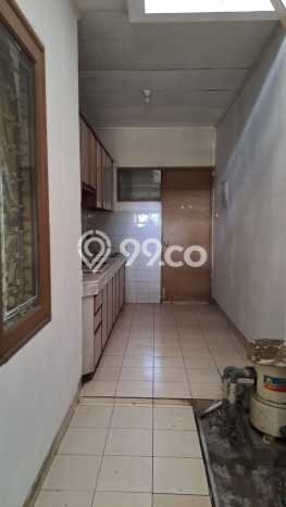 Siap Huni Hunian Elit 4 Kamar di Kebayoran Lama Dekat ke Mana Pun Siap Huni Hunian Elit 4 Kamar di Kebayoran Lama Dekat ke Mana Pun