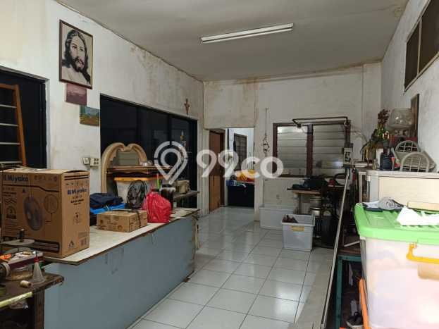 Ready to Use! Premium House LT 154m2 Desain Elegan di Pasar Baru Ready to Use! Premium House LT 154m2 Desain Elegan di Pasar Baru