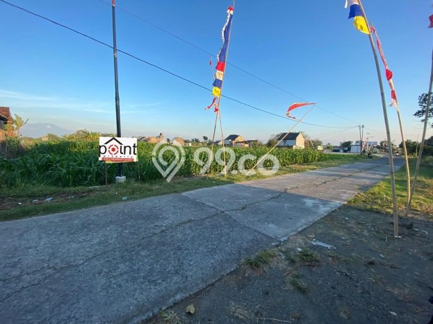PRIME LOCATION! Tanah Kawasan Gondangrejo, Luas 300m2m², Ideal untuk Investasi PRIME LOCATION! Tanah Kawasan Gondangrejo, Luas 300m2m², Ideal untuk Investasi