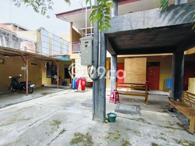 Dijual Cepat Rumah Bagus Siap Huni LB 300m2 di Laweyan, Surakarta Dijual Cepat Rumah Bagus Siap Huni LB 300m2 di Laweyan, Surakarta