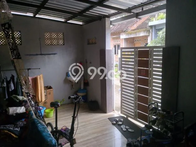 Rumah Sederhana Dijual Lokasi Colomadu 2 Kamar dengan LT 69m2 Rumah Sederhana Dijual Lokasi Colomadu 2 Kamar dengan LT 69m2