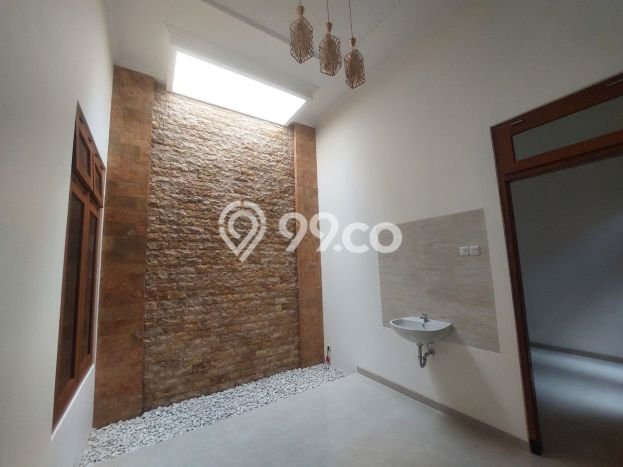 Best Deal Hunian Mewah Ideal dan Luas di Banjarsari, Solo Best Deal Hunian Mewah Ideal dan Luas di Banjarsari, Solo