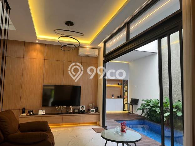 PROMO TERBATAS! Rumah Premium area Banjarsari, Surakarta, LT 147m² Bangunan 180m² PROMO TERBATAS! Rumah Premium area Banjarsari, Surakarta, LT 147m² Bangunan 180m²